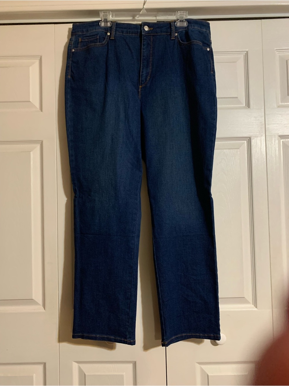 NWT Gloria Vanderbilt  size 18 curvy boot cut Jeans